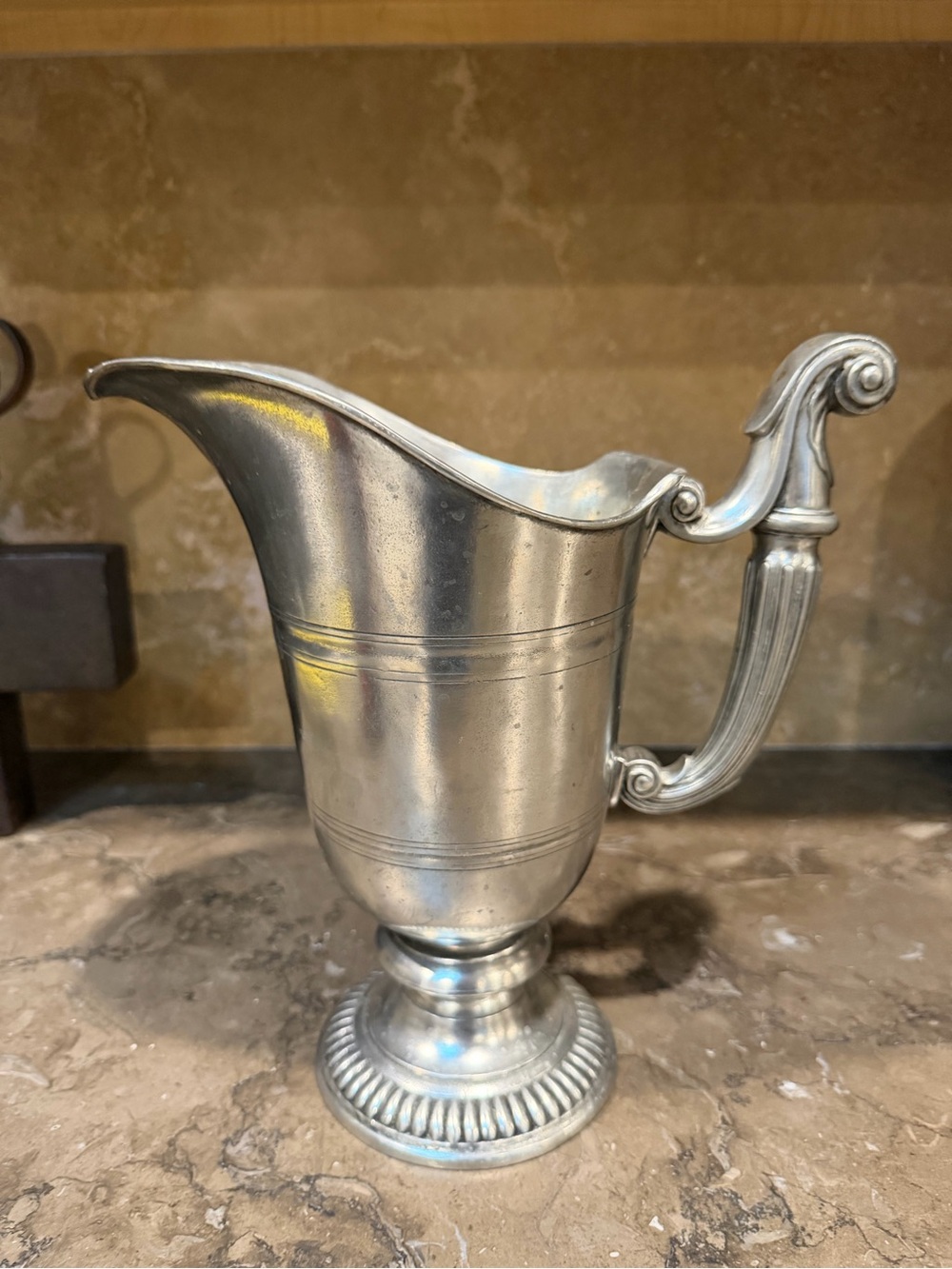 Arte Italica Peltro Romana Pitcher - Picture 5 of 12
